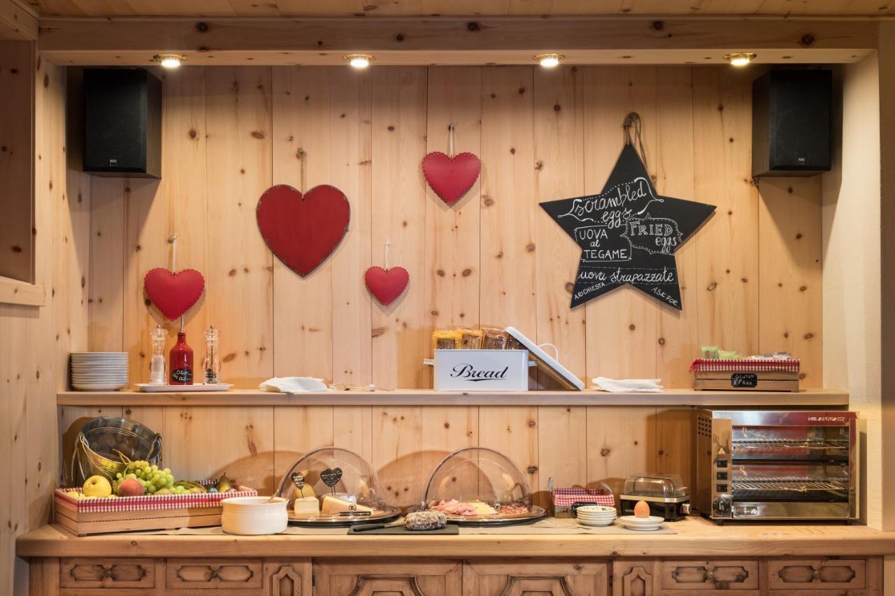 Meuble Garni Della Contea Hotel 3*